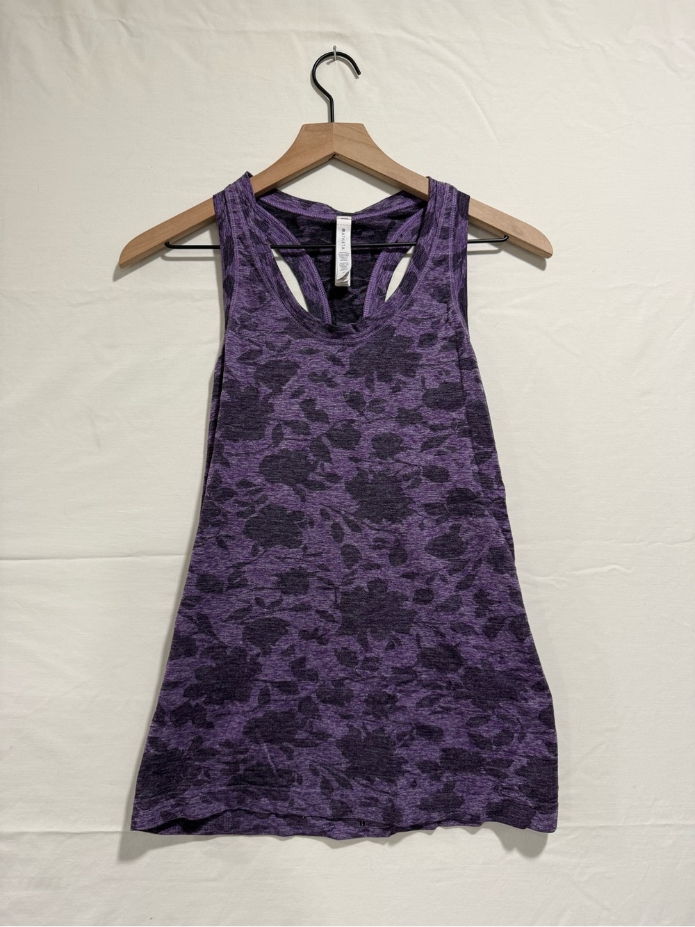 Athleta Momentum Floral Tank Purple Racerback Workout Top Size M
